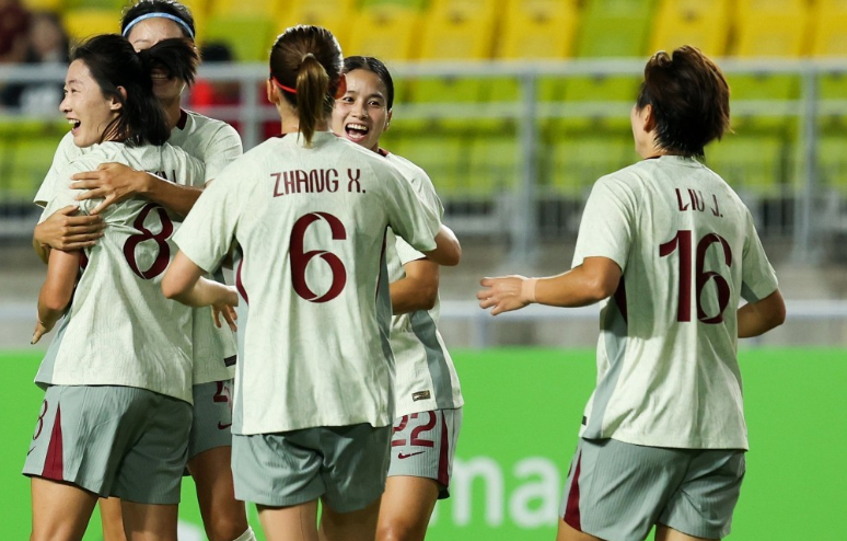 天天盈球即时比分直播-6-0踢成2-0！真不像传统的中国女足，战鱼腩差点翻车，王霜世界波