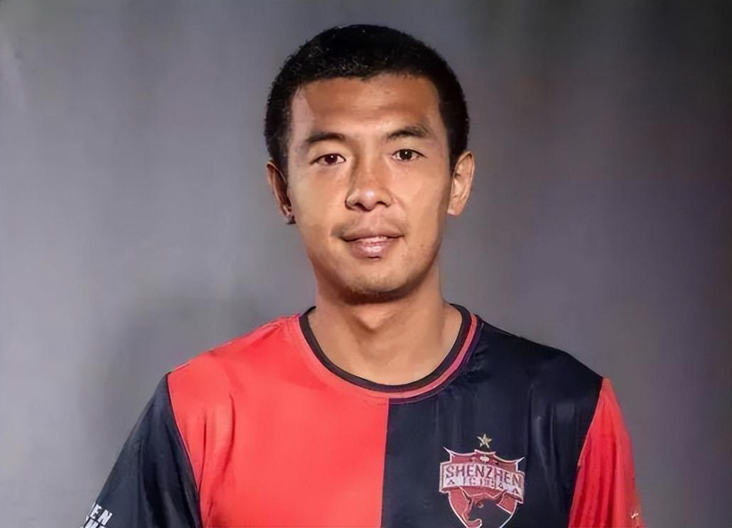 天天盈球即时比分直播-前国脚徐亮爆猛料 当年刚入选国足要为老队员洗球鞋球袜 引发热议