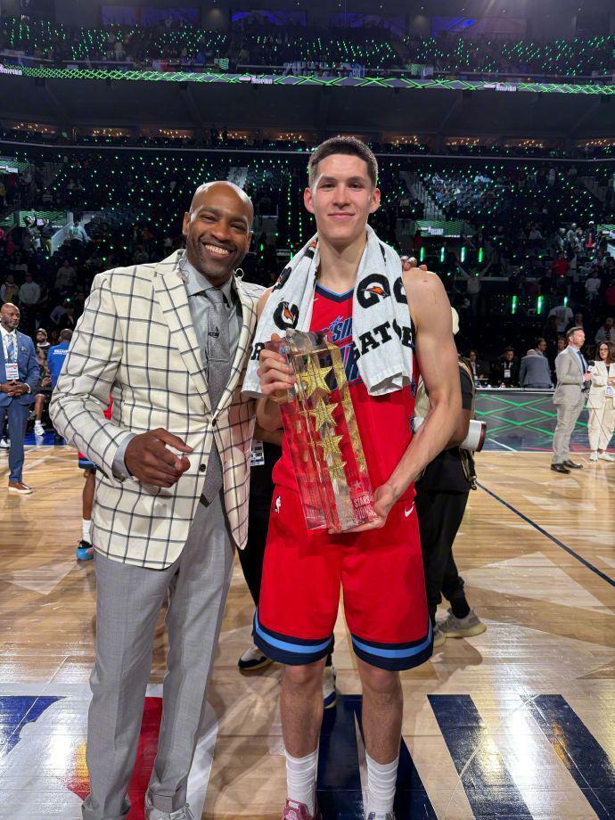 天天盈球网-篮网官宣：8号秀杰明因伤赛季报销 曾连34场命中三分新秀历史第一